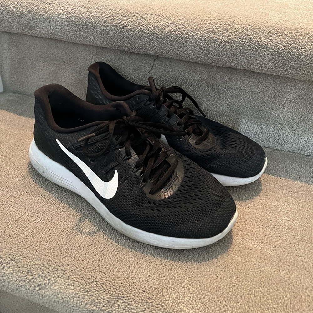 Nike Women’s Tennis Shoes